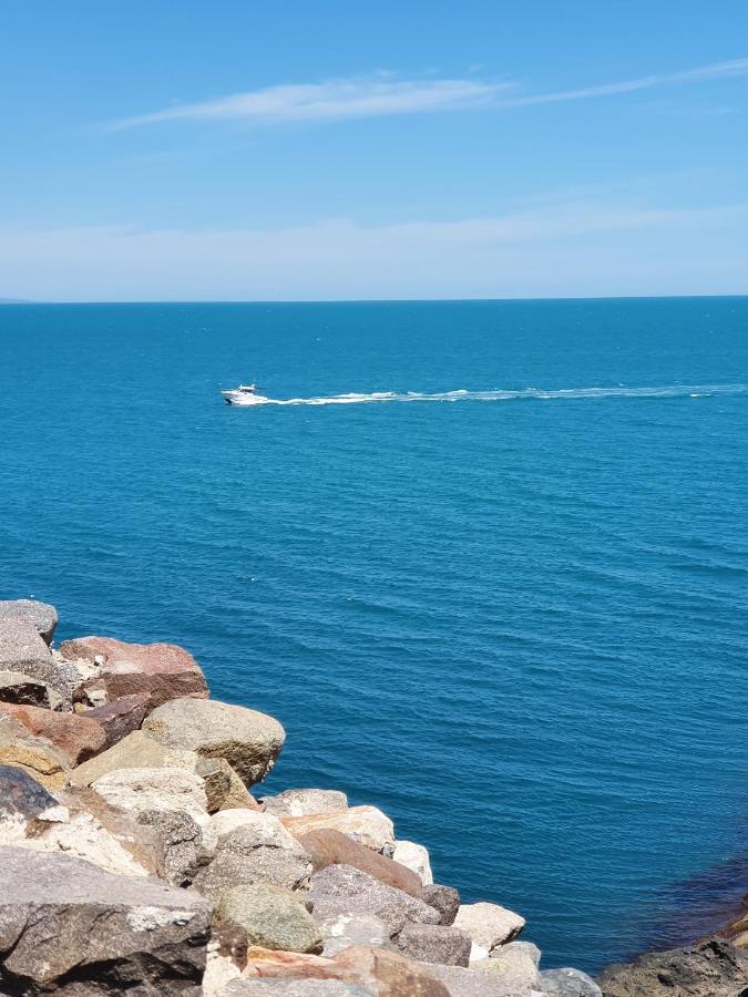 Eve Santa Marina Apartments - Sea, Pools, Relax Sozopol Bagian luar foto