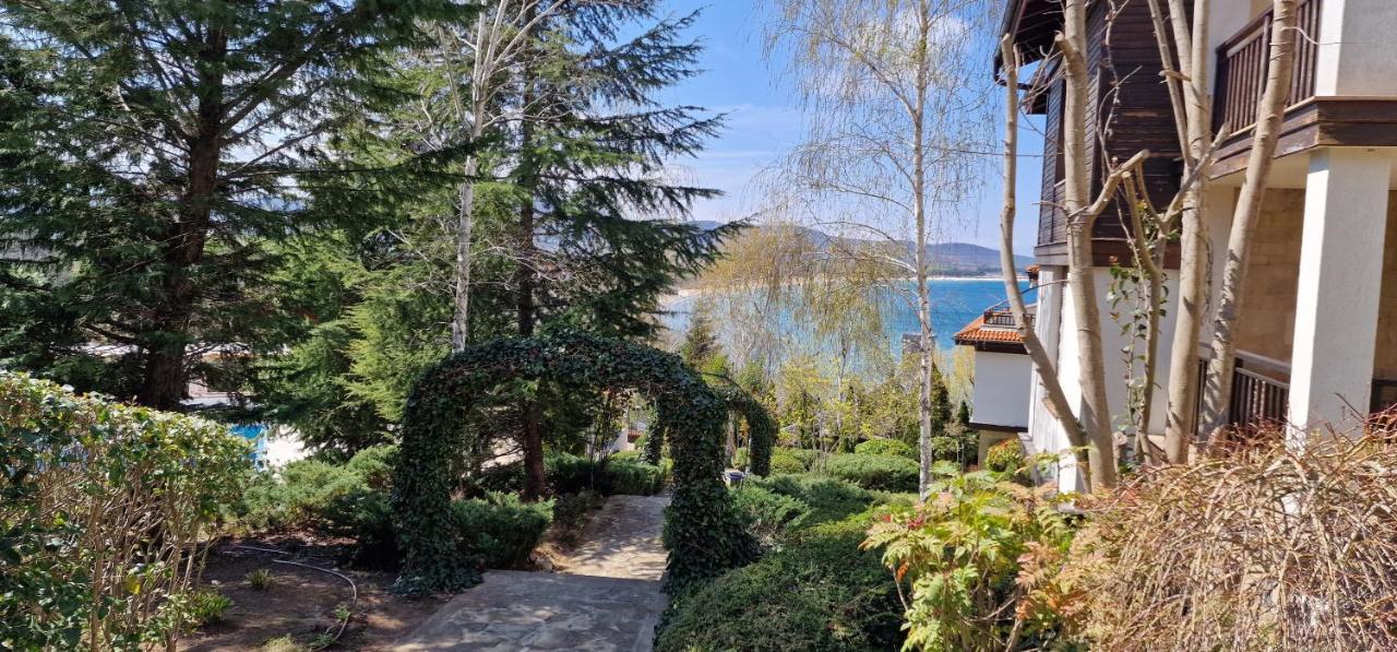 Eve Santa Marina Apartments - Sea, Pools, Relax Sozopol Bagian luar foto